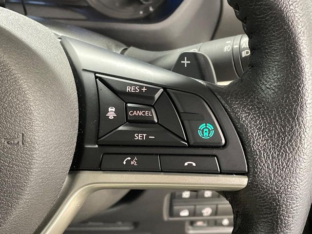 �y�}�C�p�C���b�g�z�������H�ł̒��������s���y��!!�a�؎��Ə��񑖍s�̃V�[���ŁA�A�N�Z���E�u���[�L�E�X�e�A�����O�������Ő��䂵�A�������^�]�̕��S���y�����Ă���܂���