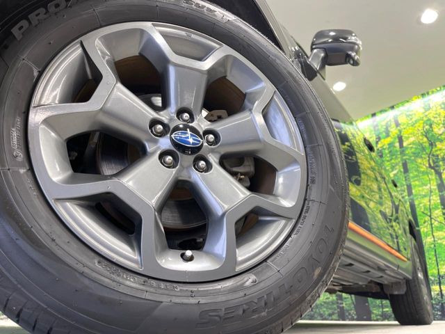 �y����17�C���`�A���~�z�C�[���z�O�ςɃ}�b�`���������A���~�z�C�[���𑕒����Ă���܂��B�e��ЊO�A���~�z�C�[����A�X�^�b�h���X�^�C�����戵�����Ă���܂��B���񂲑��k����������