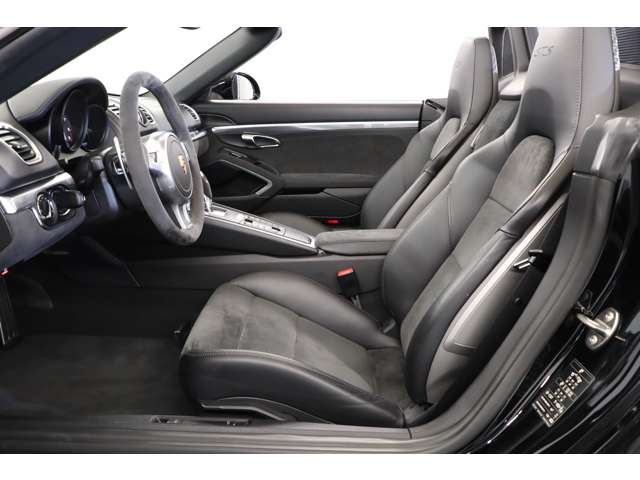 �X�|�[�c�N���m�p�b�P�[�W��X�|�[�c�G�O�]�[�X�g�V�X�e����GTS�ł͕W�������ƂȂ��Ă���A�|���V�F�̖��͂𑶕��ɂ��y���݂��������܂��B