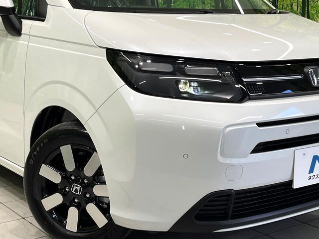 �yLED�w�b�h���C�g�z���V����ԑ��s�����ǍD�Ȏ��E���m�ۂ����S���ĉ^�]�ł��鍂�P�xLED�w�b�h���C�g�𑕔�!�_�����x�������A����d�͂��}�����Ă��܂��B