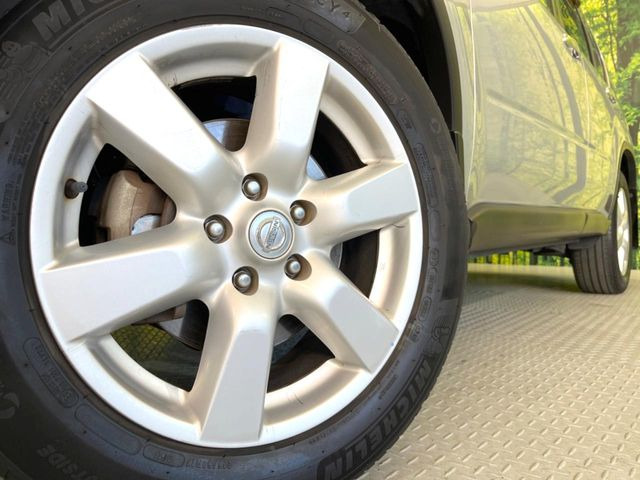 �y����17�C���`�A���~�z�C�[���z�O�ςɃ}�b�`���������A���~�z�C�[���𑕒����Ă���܂��B�e��ЊO�A���~�z�C�[����A�X�^�b�h���X�^�C�����戵�����Ă���܂��B���񂲑��k����������