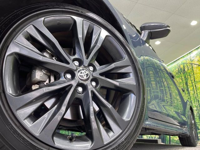 �y����17�C���`�A���~�z�C�[���z�O�ςɃ}�b�`���������A���~�z�C�[���𑕒����Ă���܂��B�e��ЊO�A���~�z�C�[����A�X�^�b�h���X�^�C�����戵�����Ă���܂��B���񂲑��k����������