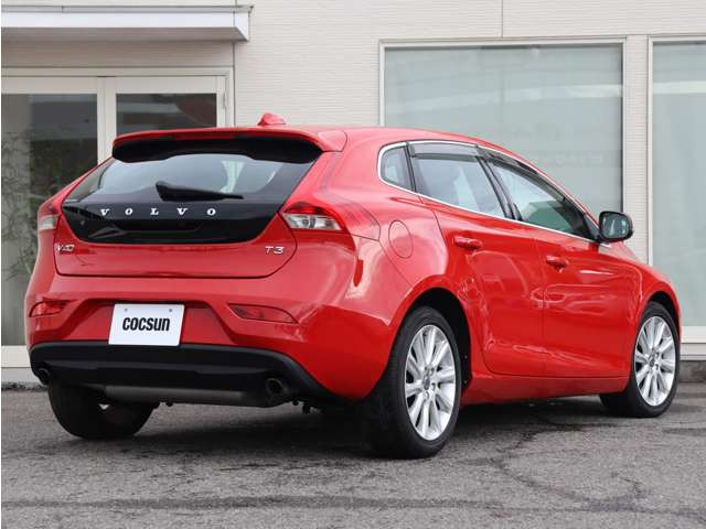 �G���W���I�C���̓t�����X��MOTUL(���`���[��)���g�p���Ă��܂��B�V���{���{�e���f���ɓK������قȂ�S�x�̃I�C�������p�ӂ��Ă��܂��B