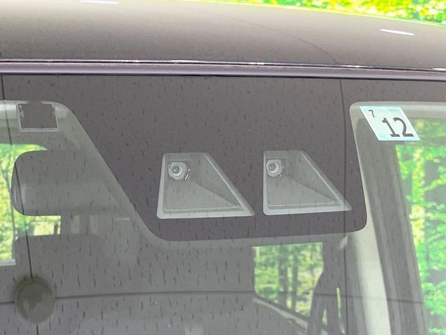 �y�X�}�[�g�A�V�X�g�z���s���ɑO���̎ԗ�����F�����A�Փ˂������Ȏ��͌x��ƃu���[�L�ŏՓˉ���Ɣ�Q�y�����A�V�X�g�B�����S�Ƀh���C�u�����y���݂��������܂��B