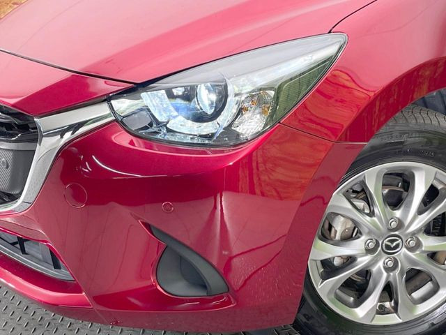 �yLED�w�b�h���C�g�z���V����ԑ��s�����ǍD�Ȏ��E���m�ۂ����S���ĉ^�]�ł��鍂�P�xLED�w�b�h���C�g�𑕔�!�_�����x�������A����d�͂��}�����Ă��܂��B