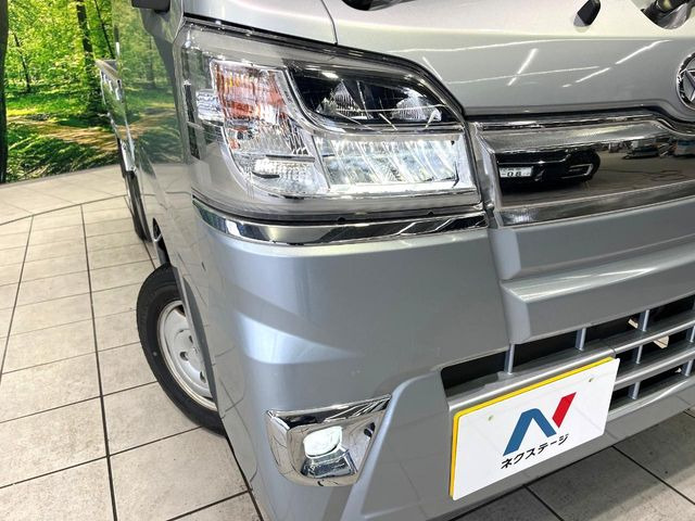 �yLED�w�b�h���C�g�z���V����ԑ��s�����ǍD�Ȏ��E���m�ۂ����S���ĉ^�]�ł��鍂�P�xLED�w�b�h���C�g�𑕔�!�_�����x�������A����d�͂��}�����Ă��܂��B