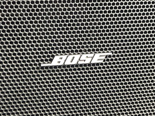 �yBOSE�T�E���h�V�X�e���t�������i�r�z�[���̃i�r�@�\�͂������A���x�ȃ`���[�j���O�\�͂����ڂ���Ă���A�������ȉ��y�����y���݂��������܂���