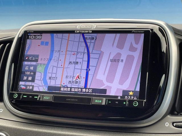 �������i�r:��̊��̂���i�r�́A����������ԓ������o���Ă���܂��BBluetooth�Đ��ȂǃI�[�f�B�I�@�\���[�����Ă���܂��̂ŁA�^�]�����y���߂܂���