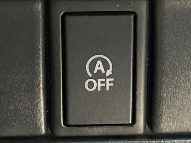 �y�A�C�h�����O�X�g�b�v�z�ԐM����a�؂Œ�Ԃ����ۂɃG���W�����~���A���ʂȔR���̏����}���܂��B�R��������ی�ɂȂ���@�\��G���W���̓u���[�L�𗣂��΍Ďn�����܂��B