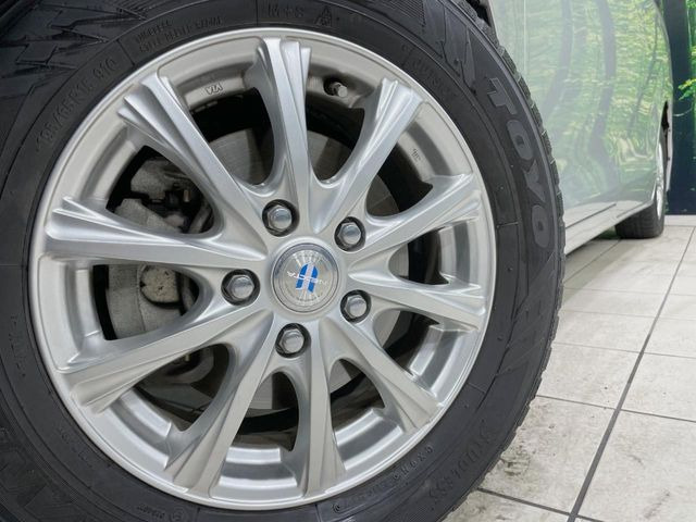 �y15�C���`�A���~�z�C�[���z�O�ςɃ}�b�`�����A���~�z�C�[���𑕒����Ă���܂��B�e��A���~�z�C�[����A�X�^�b�h���X�^�C�����戵�����Ă���܂��B���񂲑��k����������