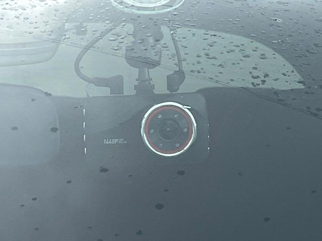 �y�h���C�u���R�[�_�[�z�h���C�u���R�[�_�[����!���s���͂������A������^�]�⎖�̂ɑ��������ہA�f���ŋL�^���A����̃��X�N�ɔ����܂��B���L�^�pSD�J�[�h�͂��q�l�����g�ł��������������K�v������܂��B