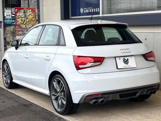 �������t�т̕ۏ؂̑��A���S�̍Œ�3�N�E���s�������ۏ�(�L��)�����p�ӁB�A���Ԃ����S���Ă��y���݂���������l�A�ۏؓ��e���[���͂������A�����_��&�I�C�������⃍�[�h�T�[�r�X���t�т��Ă���܂��B