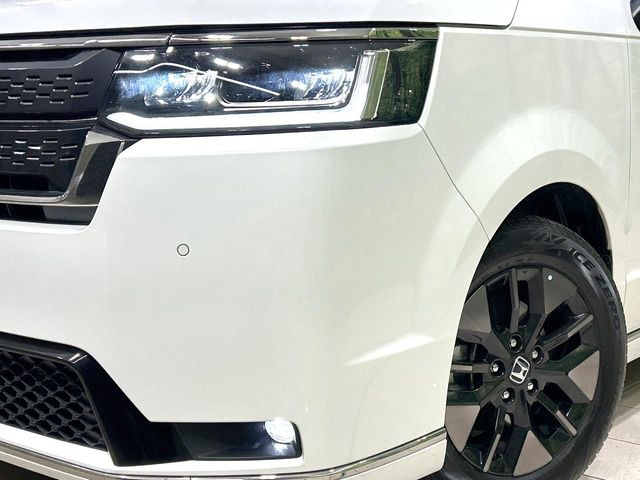 �yLED�w�b�h���C�g�z���V����ԑ��s�����ǍD�Ȏ��E���m�ۂ����S���ĉ^�]�ł��鍂�P�xLED�w�b�h���C�g�𑕔�!�_�����x�������A����d�͂��}�����Ă��܂��B