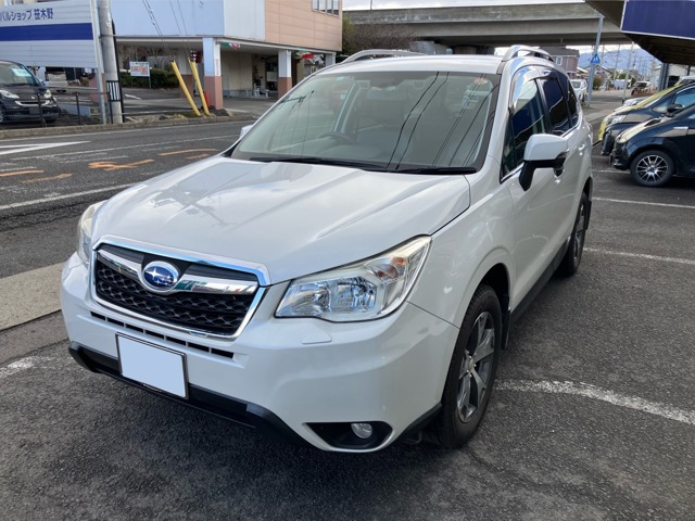 フォレスター2.0 エックスブレイク 4WD