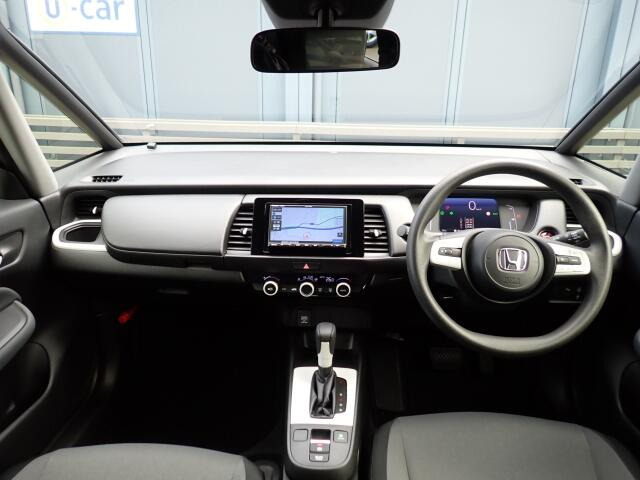 �C���p�l�摜�ɂȂ�܂��B�ԓ��͐��Ǝ҂ɂĎ����N���[�j���O�{�H�ς݂Ȃ̂ŁA��ϐ����ł��B