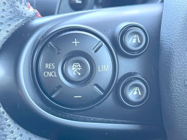 ���A�N�e�B�u�N���[�Y�R���g���[��:�O�̎ԂƂ̎Ԋԋ��������ɂƂ�A��葬�x�Ŏ������s���Ă���鎟����̃N���[�Y�R���g���[��!��ɍ������H�⎩���Ԑ�p���H�Ŏg�p����֗��ȋ@�\�ł�!