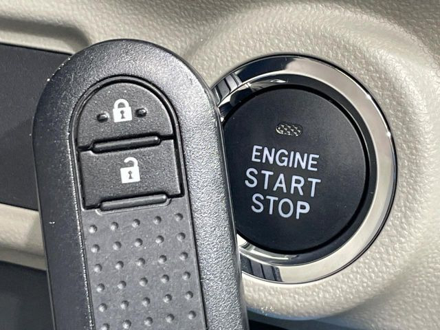 �y�L�[�t���[�V�X�e���z�J�o����|�P�b�g�ɓ��ꂽ�܂܂ł��h�A�̎{���E�������\�ȃX�}�[�g�L�[�𑕔��B�G���W���̃I���E�I�t�����J�M�����o���K�v����������Ƃ��Ă��֗��ł���