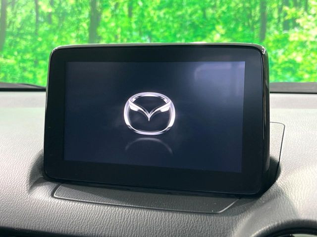 �y�����i�r�z�l�C�̏����i�r�𑕔����Ă���܂��B�i�r�̎g���₷���͂������A�I�[�f�B�I�@�\���[��!�L�����v�◷�s�͂������A�ʋ΂┃�����ȂǕ��i�̃h���C�u���y�����Ȃ�͂���