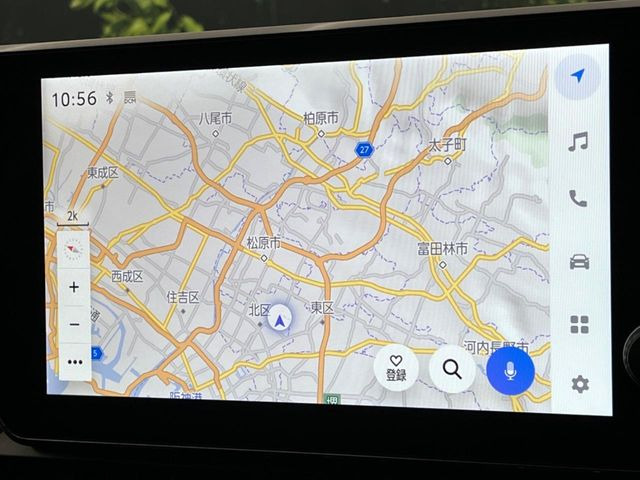 �y10.5�C���` �f�B�X�v���C�I�[�f�B�I�z���ʂ̃f�B�X�v���C��AppleCarPlay��AndroidAuto�����p�\�B�傫�ȉ�ʂŃX�}�z�i�r�A�v���������p���������܂���