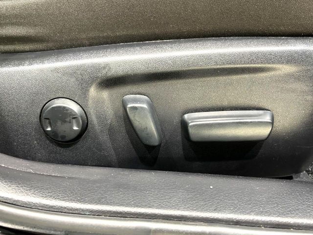 �y�p���[�V�[�g�z�X�C�b�`��ŊȒP�ɃV�[�g�̔��������\!�d��������͂�����܂���!���K�ȃV�[�g�|�W�V�����ɃZ�b�g���āA���K�ȃh���C�u�����y���݂��������B