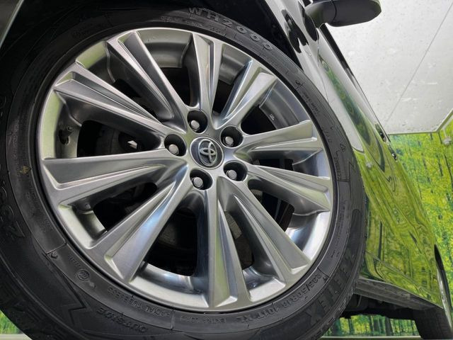 �y����18�C���`�A���~�z�C�[���z�O�ςɃ}�b�`���������A���~�z�C�[���𑕒����Ă���܂��B�e��ЊO�A���~�z�C�[����A�X�^�b�h���X�^�C�����戵�����Ă���܂��B���񂲑��k����������