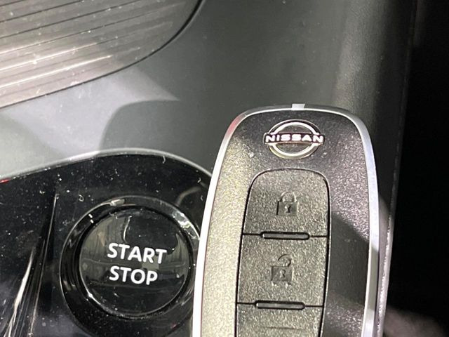 �y�C���e���W�F���g�L�[�z�J�o����|�P�b�g�ɓ��ꂽ�܂܂ł��h�A�̎{���E�������\�ȃX�}�[�g�L�[�𑕔��B�G���W���̃I���E�I�t�����J�M�����o���K�v����������Ƃ��Ă��֗��ł���