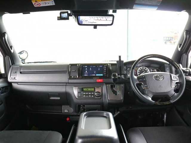 ハイエースバン2.8 スーパーGL ダークプライムII ロング ディーゼル 4WD