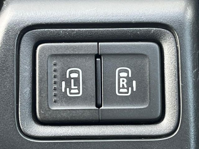 �y�����p���[�X���C�h�h�A�z�X�}�[�g�L�[��^�]�Ȃ̃X�C�b�`�Ō�ȗ����X���C�h�h�A�̊J���\���d��������͂����ăh�A���J����K�v�������A�����Ȃ��q�l�ł��ȒP�ɊJ���߂ł����K�ł���