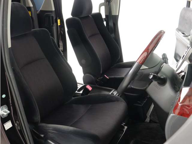 �ǉ��̂��ʐ^�⓮��ȂǁA���[����LINE�ł�����ł��܂�!�C�ɂȂ�_������΂ǂ�Ȃ��Ƃł����X�^�b�t�܂ł��\���t�������������v���ɂ��Ή������Ē����܂�!