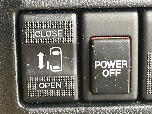 �y�p���[�X���C�h�h�A�z�X�}�[�g�L�[��^�]�Ȃ̃X�C�b�`�ŃX���C�h�h�A�̊J���\���d��������͂����ăh�A���J����K�v�������A���������q�l�ł��A�d���ו��������Ă��鎞�����N�ɊJ���߂ł��܂���