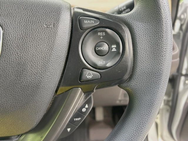 �y�A�_�v�e�B�u�N���[�Y�R���g���[���z�������H�ł̒��������s���y��!!�����ő��x��ۂN���[�Y�R���g���[�����A�Փˌy���V�X�e���ƘA�g���A�O���̎ԗ������m���ĎԊԂ�ۂ悤�ɑ��x���߂��Ă���܂�!!