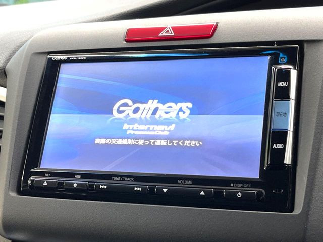 �y���[�J�[�����i�r�z�C���e���A�ɗn�����ރX�^�C���b�V���ȁu��p�݌v�v���[�J�[�i�r�𑕔��􎋔F���⑀�쐫�ȂǊ�{���\�ɂ��D��A���㎿�ȃJ�[���C�t�����y���݂��������܂��B