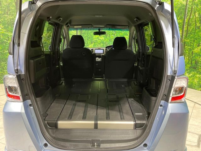 3��ڃV�[�g�͂�������ԗǍD����l�ł��������ƍ����Ē����܂��̂ŁA��l���ł̂��o���������N���N�ł��􂲉Ƒ��ŁA�C�̒m�ꂽ���ԂŁA�h���C�u�ɍs���̂��y���݂ł��ˁ�