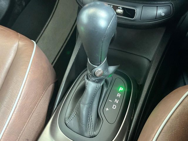 ��MT���[�h�t��AT:�ʏ�͎����ł����Ȃ���ϑ�(�M�A�`�F���W)���h���C�o�[�̑���ɂ���ĈӐ}�I�ɕς�����V�X�e���ł��B����w���i�̃h���C�u�����y���݂��������܂�!