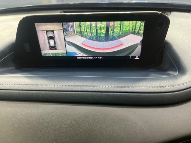 �y360&deg;�r���[���j�^�[�z��p�̃J�����ɂ��A�ォ�猩���낵���悤�Ȏ��_��360�x�N���}�̎��͂��m�F���邱�Ƃ��ł��܂������p�������m�F���₷���A�����ꏊ�ł̐؂�Ԃ��⒓�Ԃ��X���[�Y�ɍs���܂��B