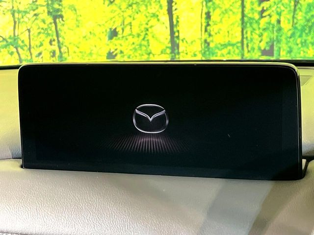 �y8.8�C���`�}�c�_�R�l�N�g�z�ԓ��̕��͋C�Ƀ}�b�`������^�̃f�B�X�v���C�B�X�}�z�ڑ��ł̃i�r�g�p��Bluetooth�Đ����A�l�X�ȋ@�\���y���߂܂��B�����I�ȃ_�C�������삪�\�ŁA�g��������ǍD�ł��B