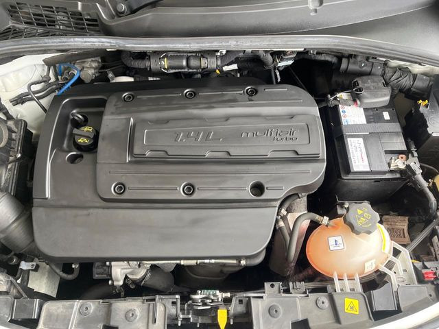 �����X�ł́A�e���[�J�[�̐�p�f�f�e�X�^�[�𓱓��B���Ǝ��i�����e�N�j�J���X�^�b�t���풓���Ă���܂��̂ŁA������̍ۂɂ����S���Ă����p���������܂��B