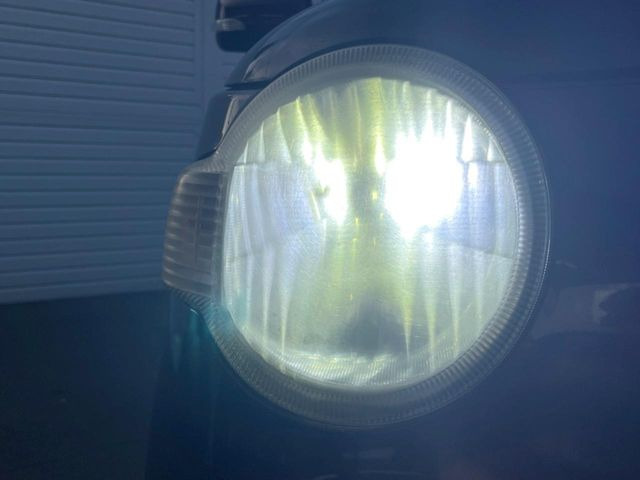 �yHID�w�b�h���C�g�z���ɖ��邭�O�����Ƃ炵�Ă����̂ŁA���V����Ԃ̑��s�������E�ǍD�ň��S���Ă���肢�������܂��B