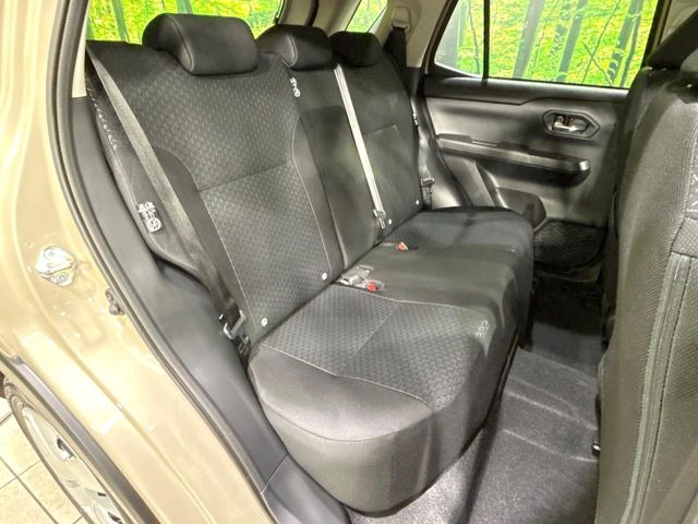 ���i���ȃI���W�i���t���A�}�b�g���I�v�V�����ɂĂ��p�ӂ��Ă���܂��B���D���ȃf�U�C����J���[�����Ԃɍ��킹�đI��ł����������Ƃ��ł��܂���