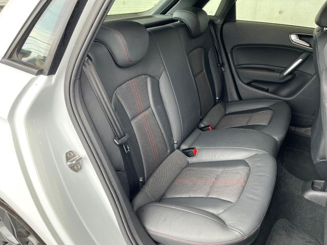 ���㕔���Ȃ��C�ɂȂ�悤�ȃL�Y�E�����ւ��蓙�A�傫�ȃ_���[�W�͂Ȃ��A�ǍD�ȏ�Ԃł��B