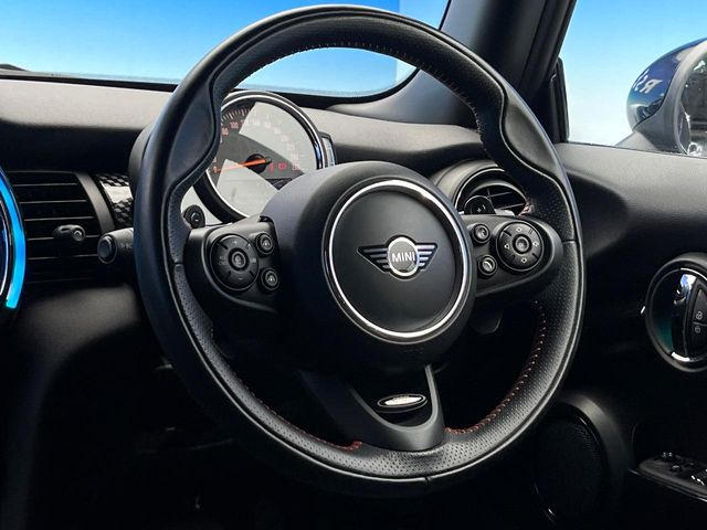 ���n���h�����̃X�������Ȃ��A���ꂢ�ȏ�Ԃ��ێ����Ă���܂��B�e�X�C�b�`���̓�����m�F�ς݂ł��B