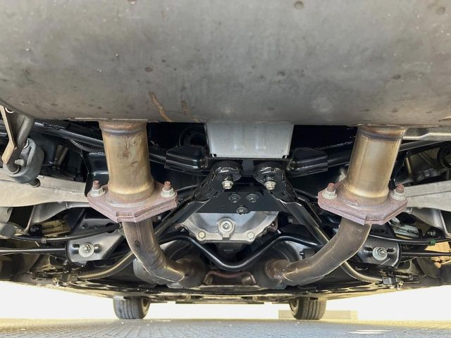 ����肪���ꂢ�Ȃ����ɁA�h�K���H�̎{�H���I�X�X���B�~��n��͂������A���ݕ��ɂ��Z���̕���A��Ń}�����E�E�B���^�[�X�|�[�c���������ɂ��D�]���������Ă���܂��B