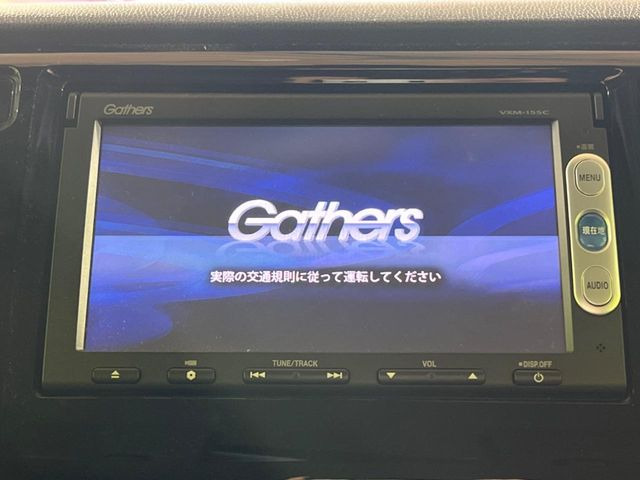 �y�����i�r�z�l�C�̏����i�r�𑕔����Ă���܂��B�i�r�̎g���₷���͂������A�I�[�f�B�I�@�\���[��!�L�����v�◷�s�͂������A�ʋ΂┃�����ȂǕ��i�̃h���C�u���y�����Ȃ�͂���