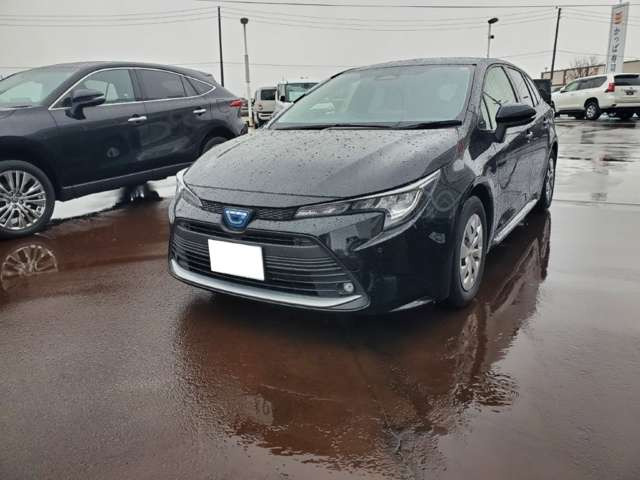 カローラツーリング1.8 ハイブリッド G E-Four 4WD