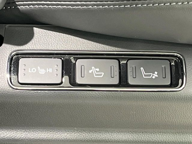 �y�O���ȃV�[�g�q�[�^�[�z�������ɏd�󂷂�V�[�g�q�[�^�[!�G�A�R����葁�����܂��Ă����̂Ŋ�����̐l�����S�ł��ˁ�G�A�R���̉����͊������邩����A�Ƃ������ɂ����������߂ł��B