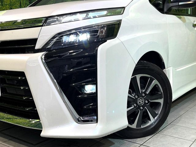 �yLED�w�b�h���C�g�z���V����ԑ��s�����ǍD�Ȏ��E���m�ۂ����S���ĉ^�]�ł��鍂�P�xLED�w�b�h���C�g�𑕔�!�_�����x�������A����d�͂��}�����Ă��܂��B