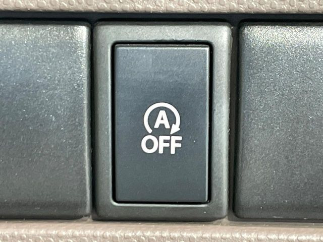 �y�A�C�h�����O�X�g�b�v�z�ԐM����a�؂Œ�Ԃ����ۂɃG���W�����~���A���ʂȔR���̏����}���܂��B�R��������ی�ɂȂ���@�\��G���W���̓u���[�L�𗣂��΍Ďn�����܂��B