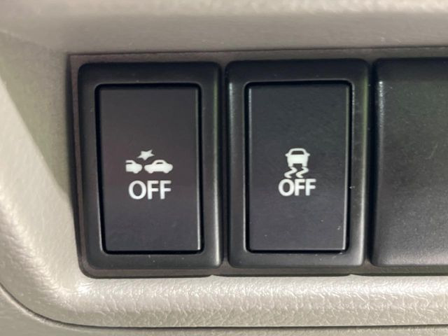 �y������h�~���u�z�ԗ��̉���������m����ƁA�����I�Ɏԗ��̐i�s������ۂ悤�Ɏԗ��𐧌䂵�܂��B�J�̓��ȂǊ���₷���H�ʏ󋵂ł����S�ȉ^�]���\�ł��B