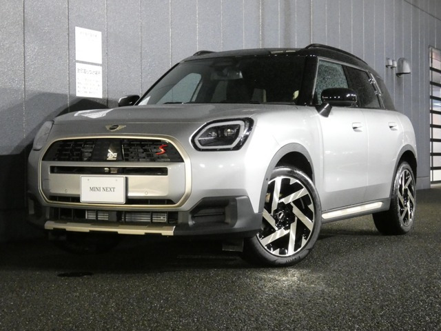ミニカントリーマンS ALL4 DCT 4WD