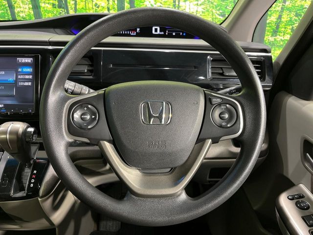 �y�X�e�A�����O�X�C�b�`�z�^�]���A�O������ڐ������炷���ƂȂ��A�I�[�f�B�I���̑��삪�\�ȕ֗��@�\!���S&���K�ȃh���C�u�����o���Ă���܂���